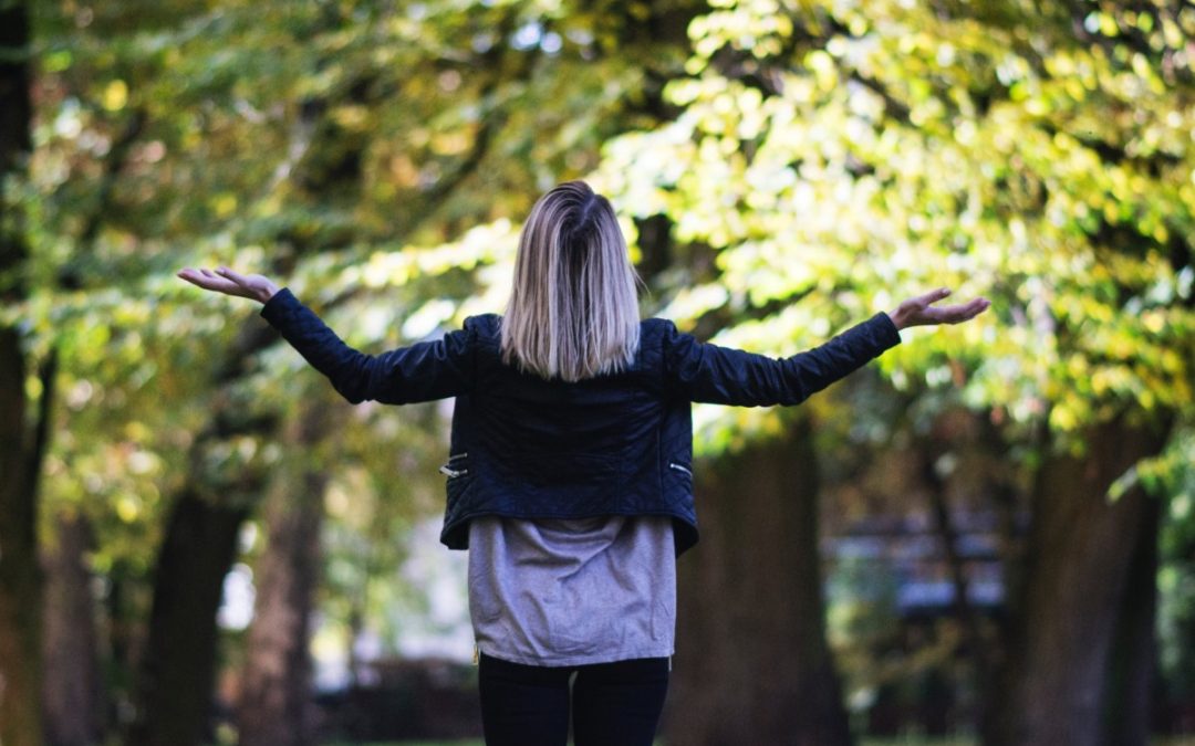 What Makes Women Better Virtual Assistants?